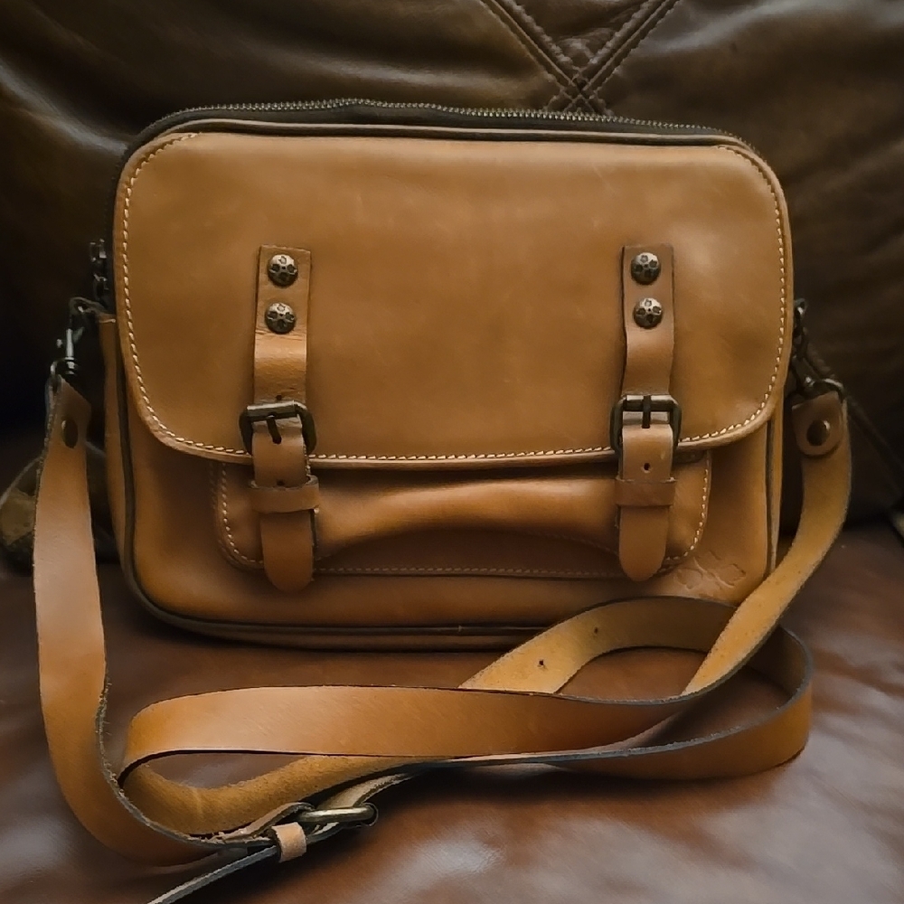 Stylish Tan Leather Satchel